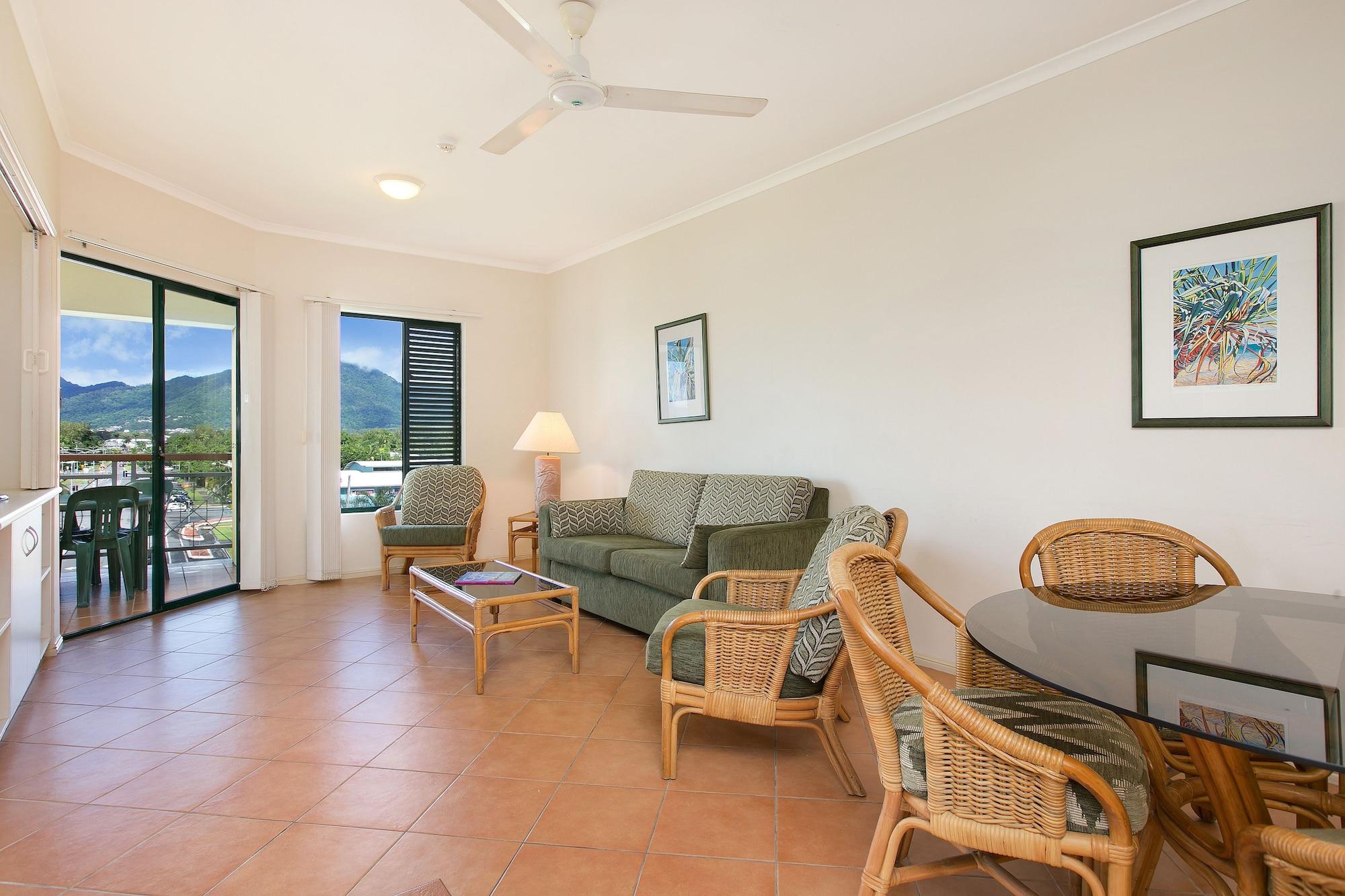 Tropic Towers Apartments Cairns Eksteriør bilde