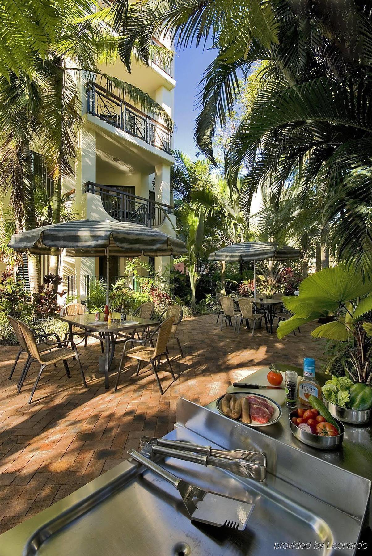 Tropic Towers Apartments Cairns Restaurant bilde