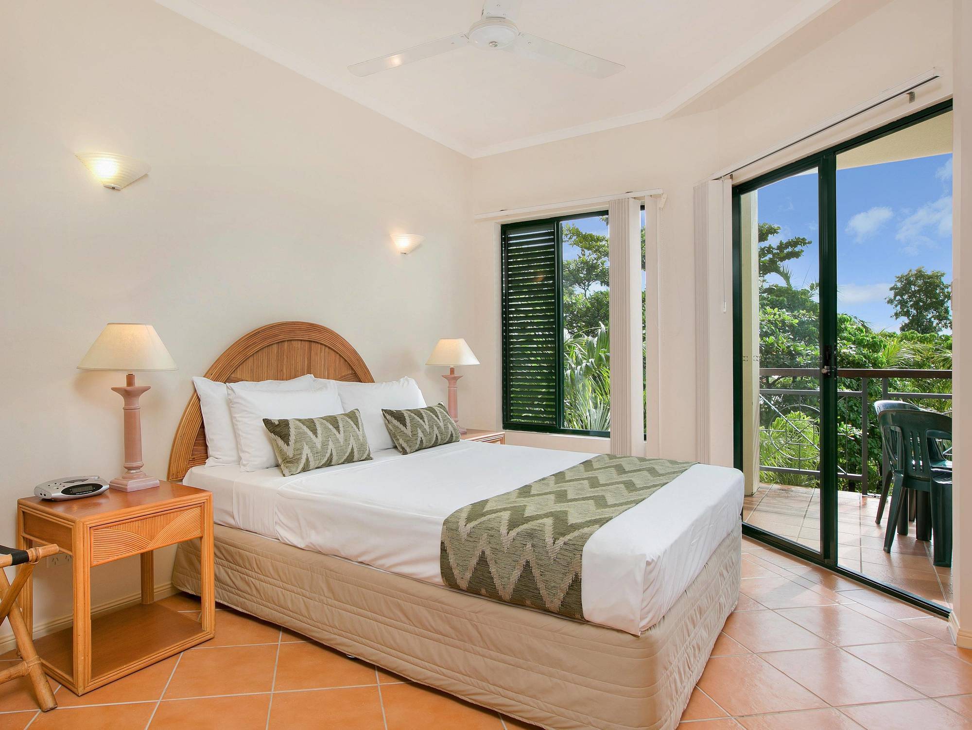 Tropic Towers Apartments Cairns Eksteriør bilde